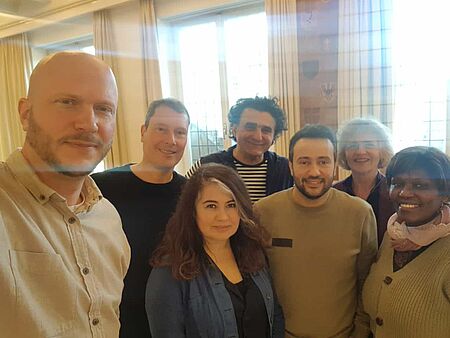 Selfie von sieben Personen